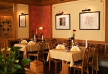 Lassen Sie sich im Restaurant des Hotels mit typisch fränkischer Küche verwöhnen.