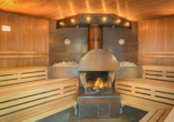 In der Sauna des AHOI Schwimmbads können Sie so richtig entspannen.