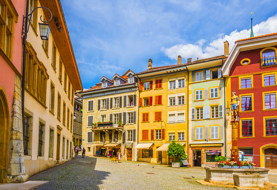 Hotel Dufour, Biel-Bienne, Schweiz, Altstadt mit Vennerbrunnen