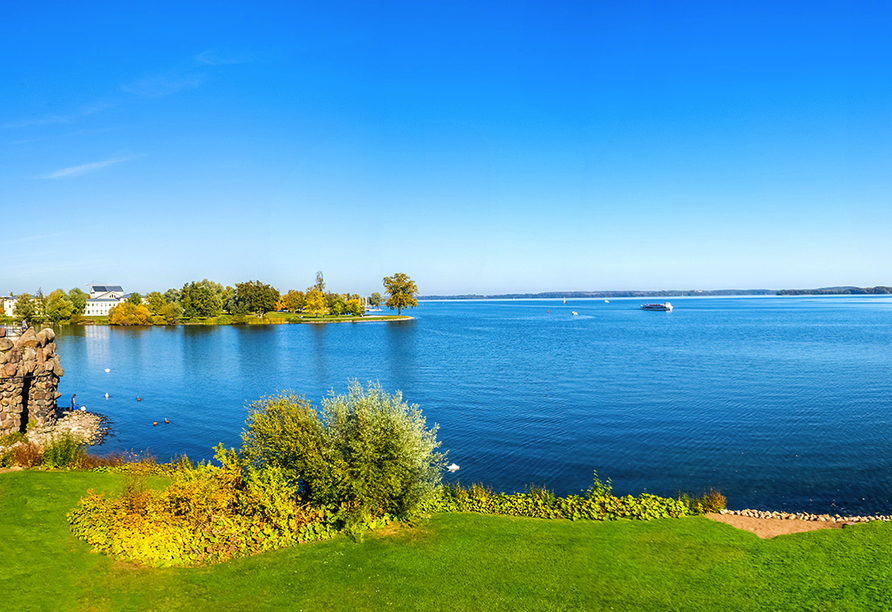 In und um Schwerin gibt es idyllische Seen und Teiche.