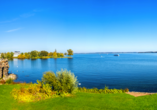 In und um Schwerin gibt es idyllische Seen und Teiche.