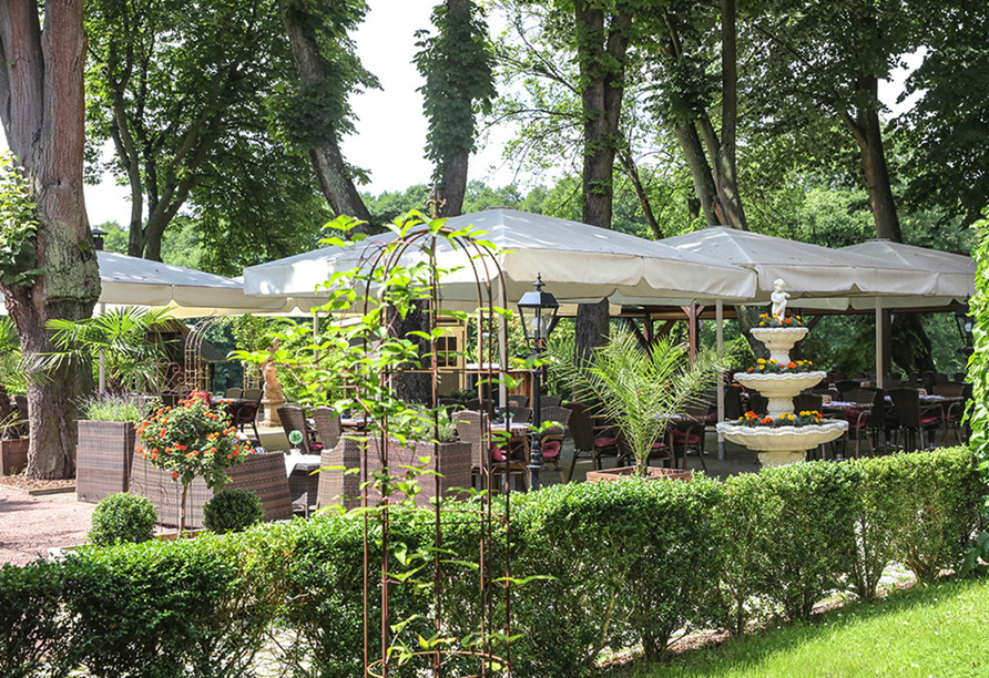 Gartenterrasse vom Lakeside Burghotel zu Strausberg