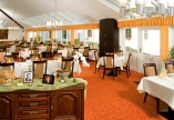 Das Restaurant des PRISMA Hotel Burg Bollendorf verwöhnt Sie mit Gerichten der deutschen und mediterranen Küche.