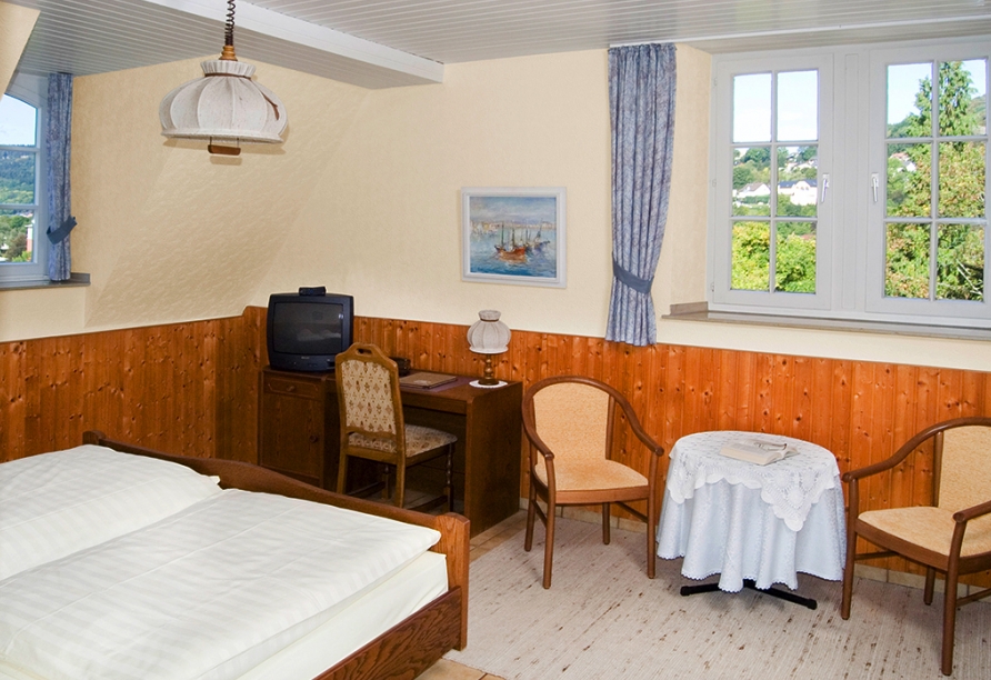 Beispiel eines Doppelzimmers Komfort im PRISMA Hotel Burg Bollendorf