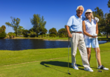 Mehrere Golfplätze in der Umgebung bieten beste Bedingungen für Golfliebhaber.