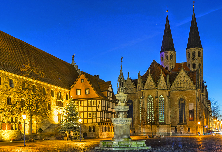 Braunschweigs Altstadtmarkt überzeugt vor allem zur Winterzeit mit toller Beleuchtung!