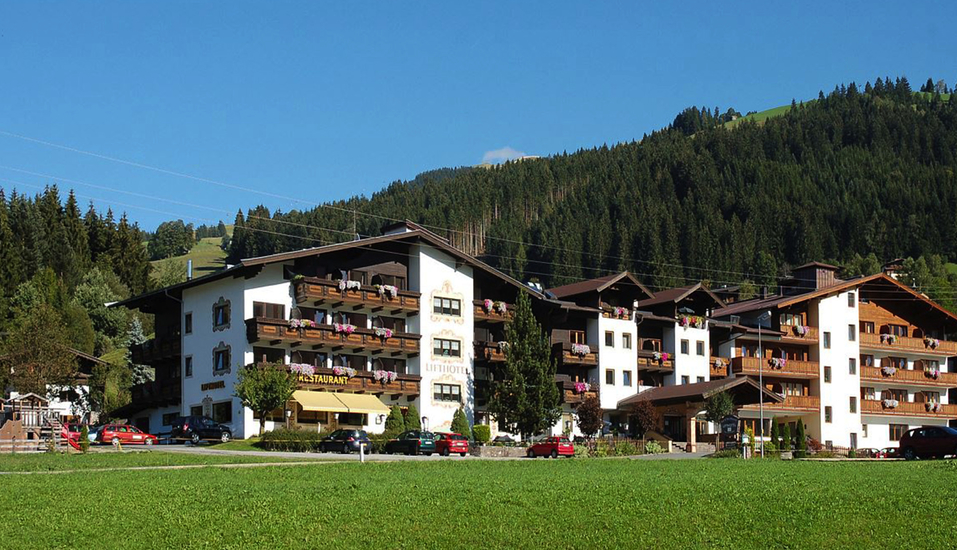 Lifthotel Aschaber in Kirchberg, Österreich, Außenansicht