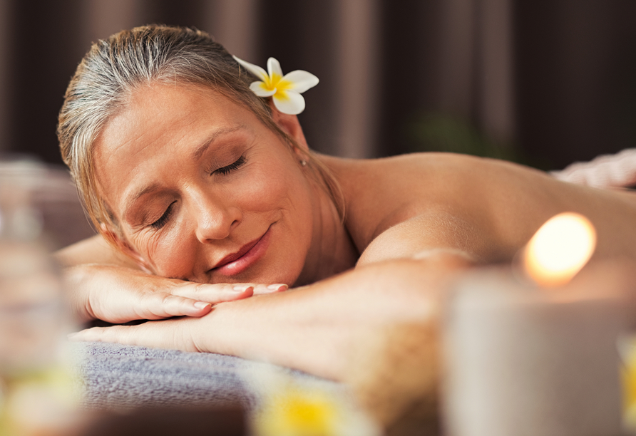 Genießen Sie Ihre inkludierte Aromatherapie-Massage!