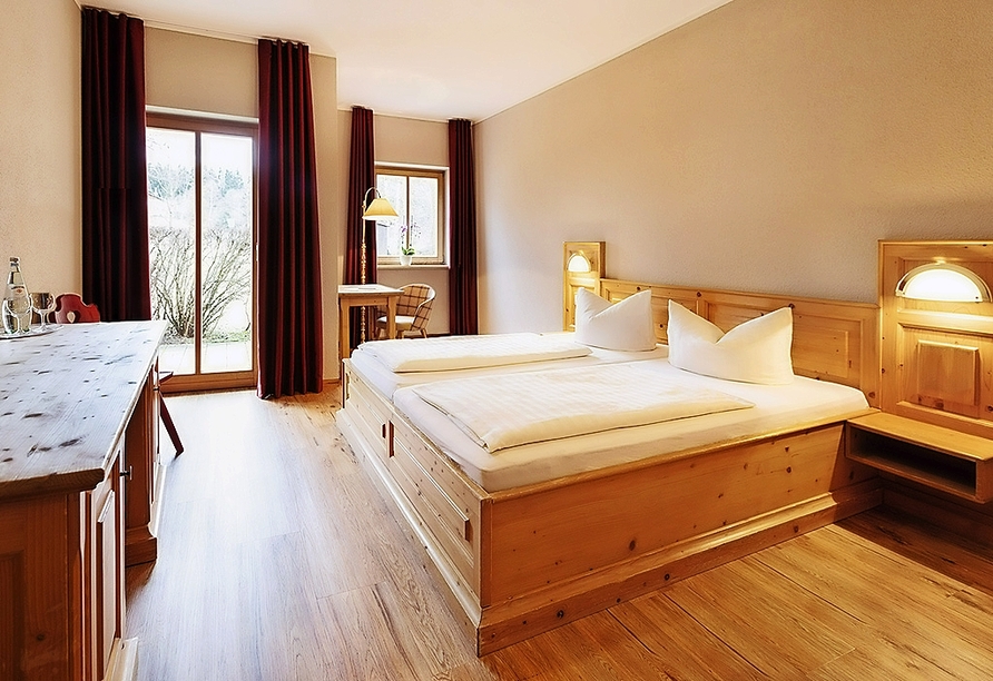 Beispiel eines Doppelzimmers Standard im Hotel Ahornhof in Lindberg