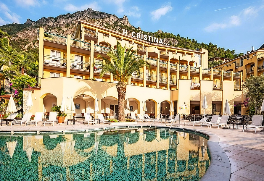 Parc Hotel Cristina in Limone sul Garda, Außenansicht