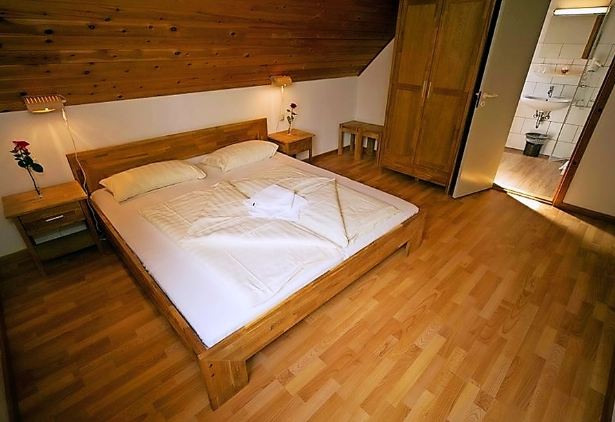 Ferienwohnpark Silbersee, Beispiel eines Schlafzimmers in einem Ferienhaus 