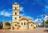 Ein Ausflug nach Larnaca mit der prächtigen Lazarus-Kirche lohnt sich.