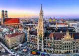München erwartet Sie bei einem Ausflug mit zahlreichen Sehenswürdigkeiten wie dem prachtvollen Rathaus.