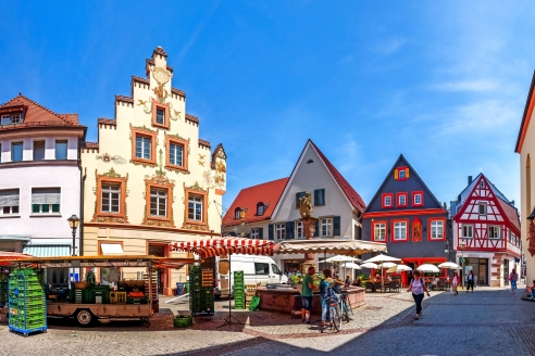 Machen Sie einen Ausflug nach Offenburg und erkunden Sie die typisch Schwarzwälder Altstadt.