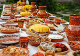 Bei Buchung des optionalen Kultur- und Genusspakets dürfen Sie sich auf ein typisch rumänisches Abendessen freuen.