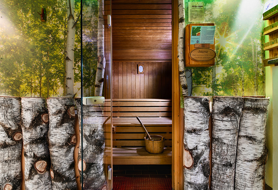 Die Birken-Sauna bringt Sie garantiert ins Schwitzen.