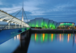 Glasgow erwartet Sie mit beeindruckenden Bauwerken und einer faszinierenden Industrie-Geschichte.