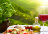 Tauchen Sie während Ihrer Reise auch in das kulinarische Italien ein.