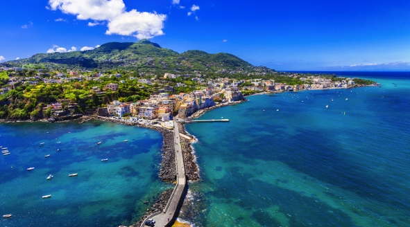 Traumhafter Blick auf Ischia vom Castello Aragonese