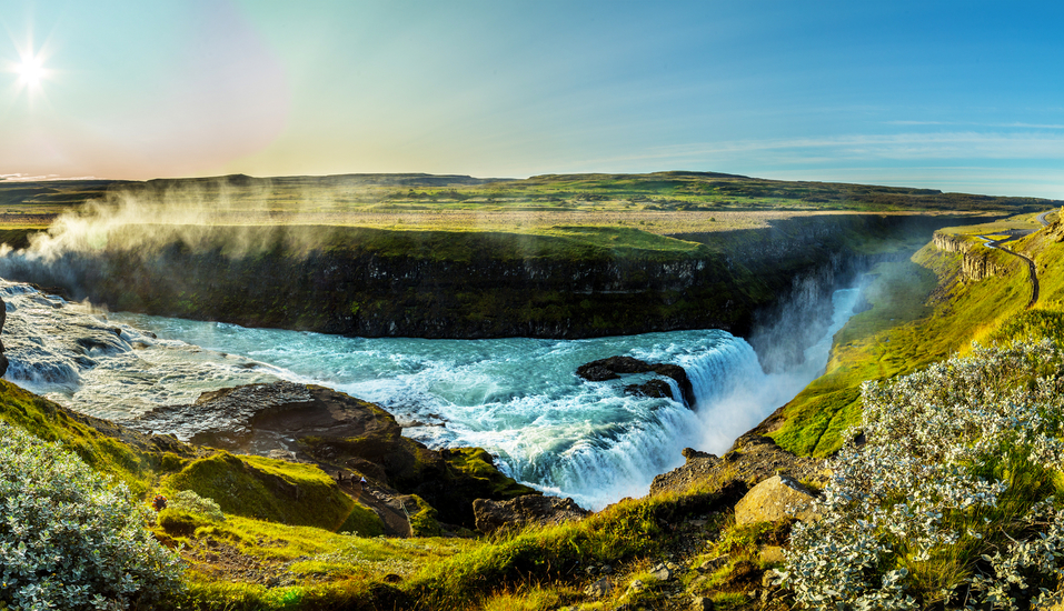 Blick auf den traumhaft schönen Gullfoss Wasserfall
