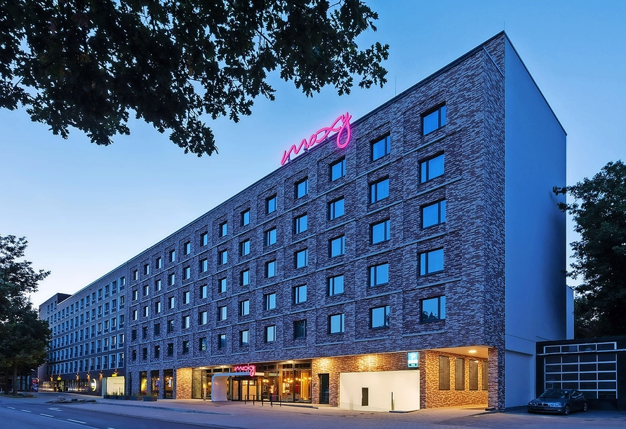Außenansicht Ihres Hotels Moxy Hamburg City