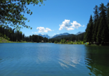 Kühlen Sie sich im Heidsee in Lenzerheide ab.