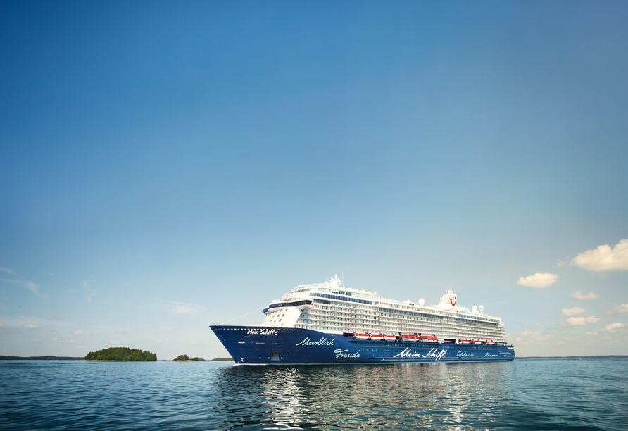 Außenansicht der Mein Schiff 6
