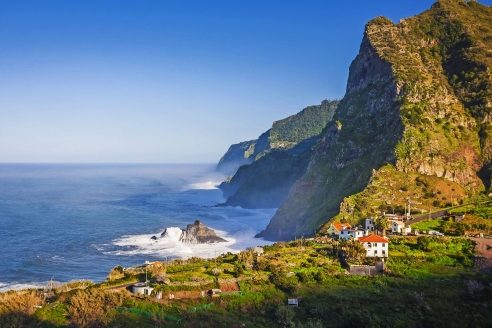 Der Norden Madeiras weiß mit eindrucksvollen Naturlandschaften zu begeistern.