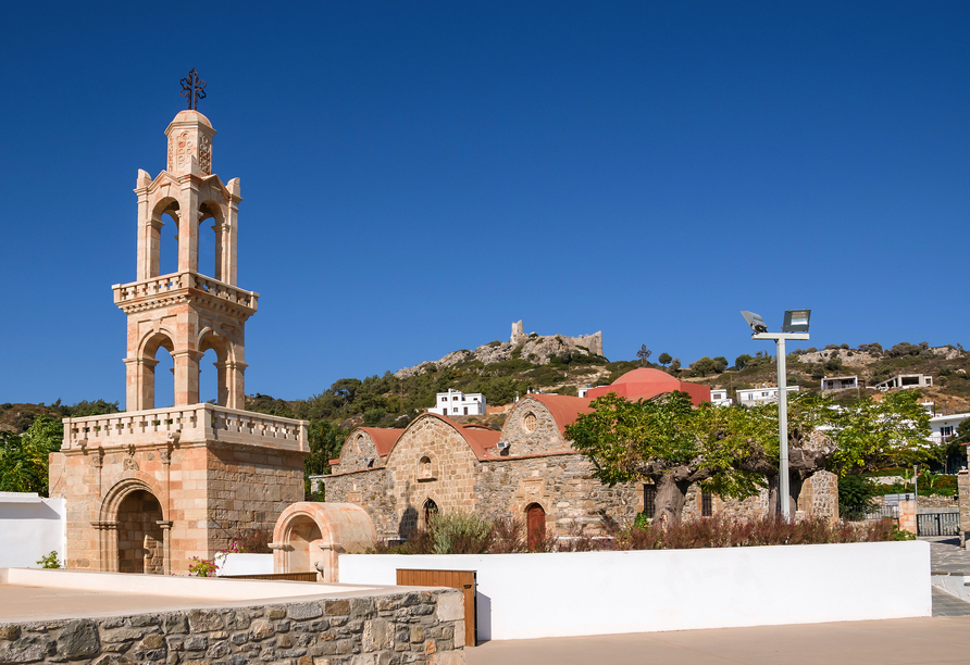 Entdecken Sie Rhodos und besuchen Sie die Kirche von Asklipio.