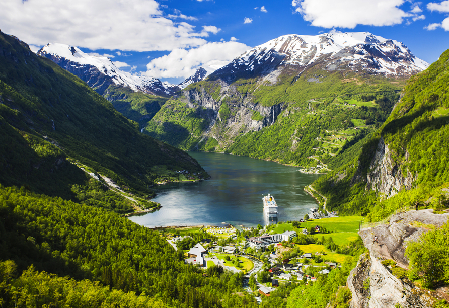 Freuen Sie sich auf die einzigartige Natur des Geirangerfjords in Norwegen.