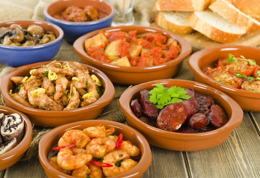 Ein typisches Tapas-Erlebnis ist im Reisepreis inkludiert.