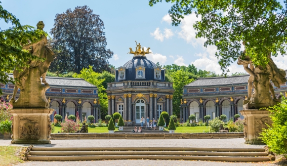 Zauberhafte Gartenkunst und barocke Pracht – die Eremitage in Bayreuth lädt zum Träumen ein.