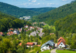 Bad Herrenalb liegt malerisch eingebettet in die Traumlandschaft des Schwarzwalds.