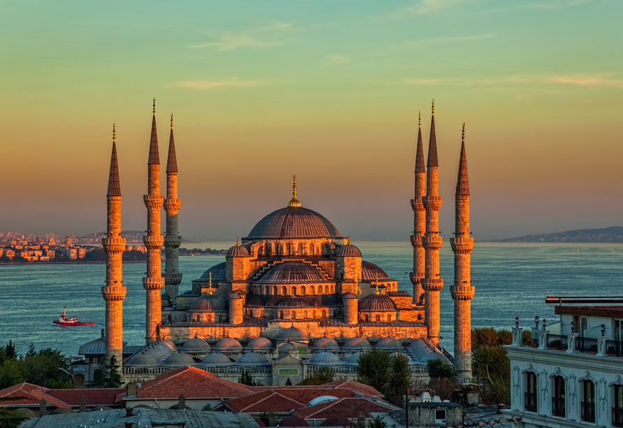 Eines der bekanntesten Wahrzeichen der Stadt: die Blaue Moschee.