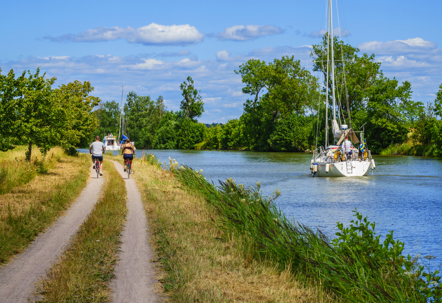 Freuen Sie sich auf eine wunderschöne Radrundreise entlang der Berliner Seen und durchs Havelland!