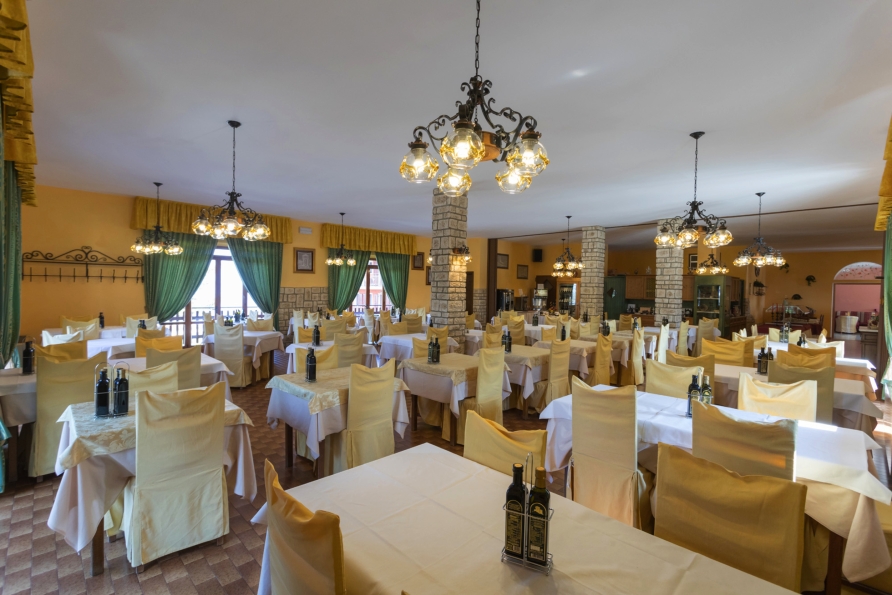 Im Restaurant des Hotels erwarten Sie köstliche Speisen!