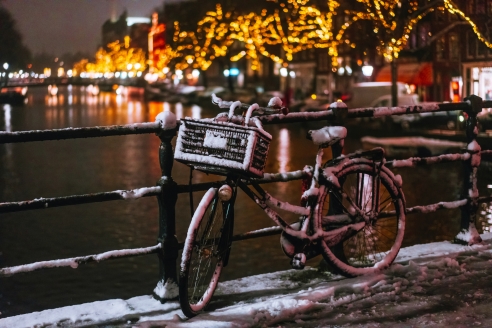 Amsterdam versprüht im Winter einen ganz eigenen Charme!