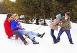 Das nahgelegene Skigebiet bietet Spaß für die ganze Familie.