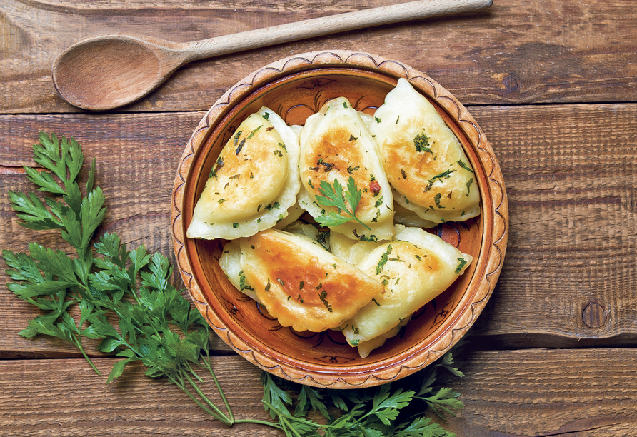Pierogi gehören zu den beliebtesten Spezialitäten der polnischen Küche.