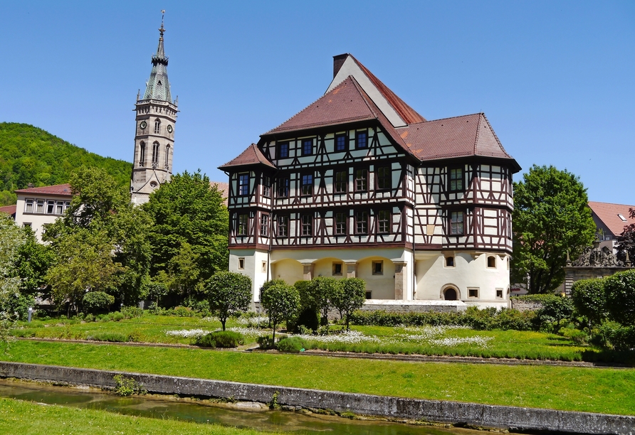 Das Residenzschloss Bad Urach steht für die Glanzzeit der Grafschaft Württemberg.