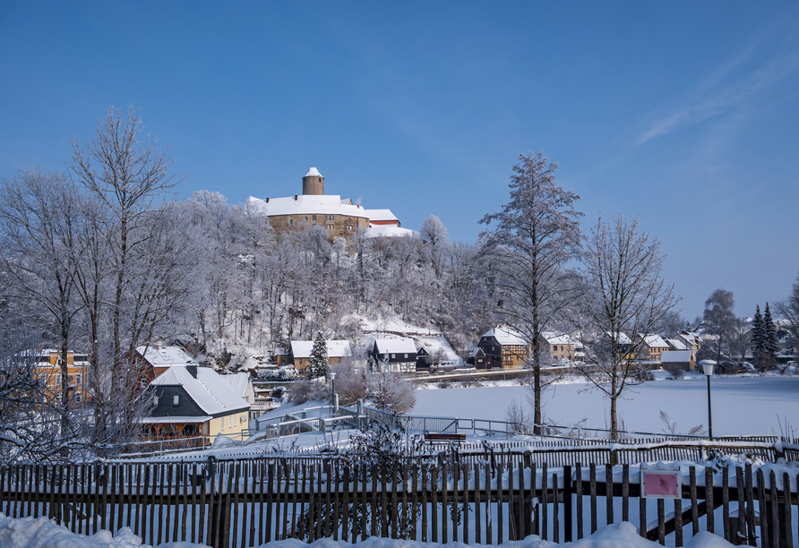 Hotel Schloss Schweinsburg, Burg Schönfels im Winter