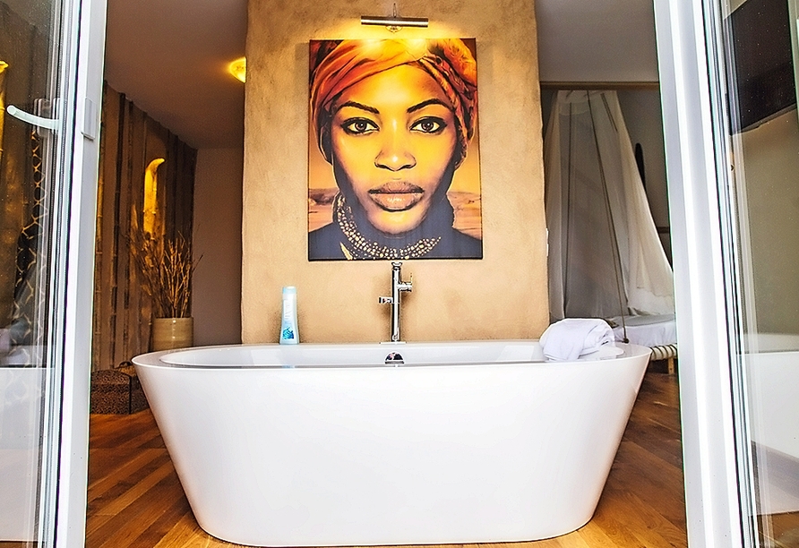 Beispiel einer Suite (hier: Out of Africa-Suite) im Landhotel Beverland