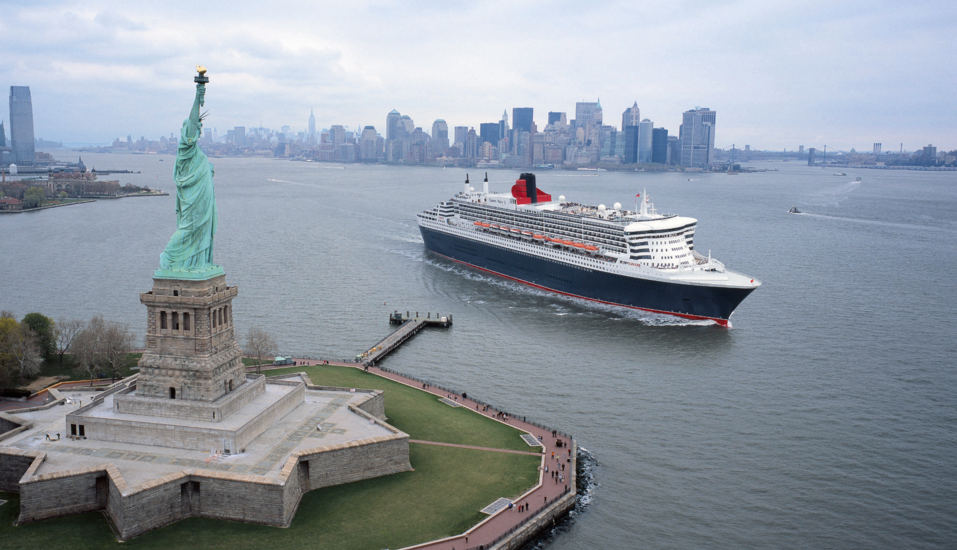 Freuen Sie sich auf Ihre Atlantiküberquerung nach New York City an Bord der Queen Mary 2.