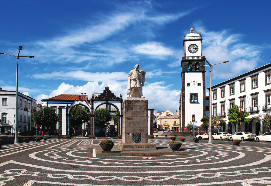 Ihr Urlaubsort Ponta Delagada begeistert insbesondere mit einem schönen Zentrum.