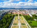 Der Schlossgarten vom Schloss Belvedere zählt zu den schönsten der Welt.