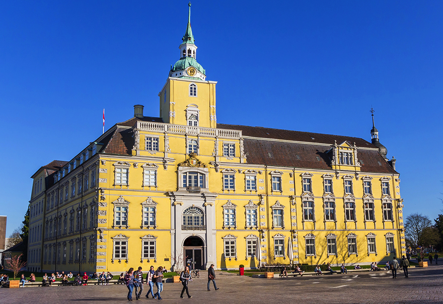 Das Oldenburger Schloss beherbergt als Wahrzeichen der Stadt das Landesmuseum für Kunst- und Kulturgeschichte.