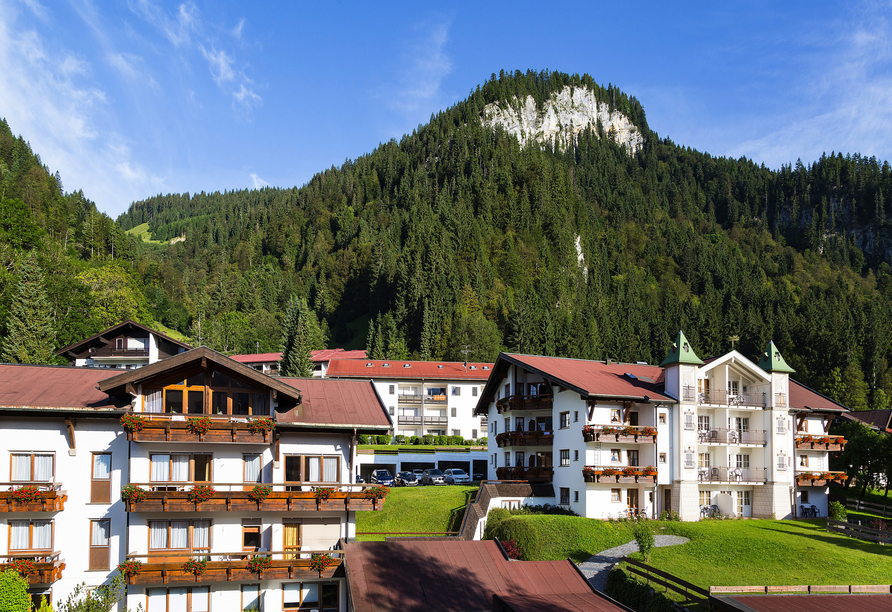 Außenansicht des Alpenhotel Oberstdorf