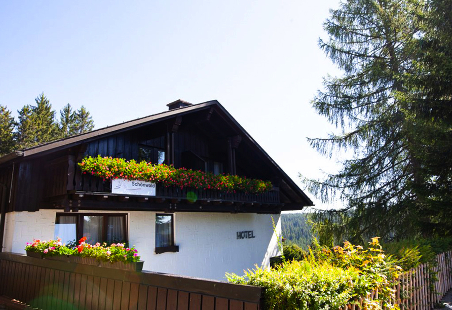 Außenansicht des Schwarzwaldhotel Schönwald