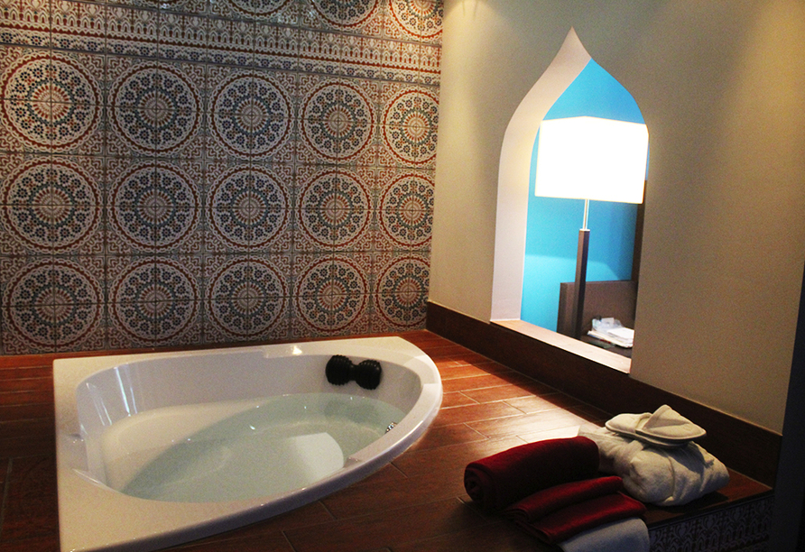 Beispiel einer Suite Besttime mit Whirlpool im Hotel Rheinsteig Quartier