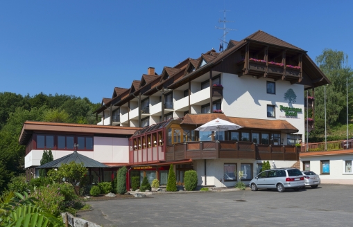 Willkommen im Panorama Hotel Heimbuchenthal im Spessart!